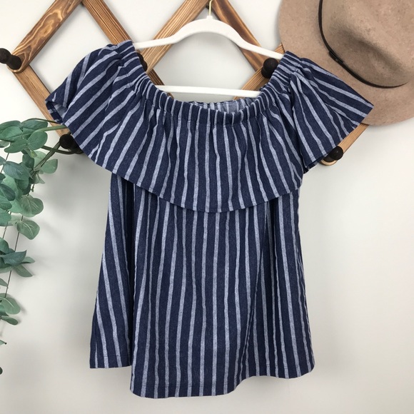 Banana Republic Tops - Banana Republic | Off the Shoulder Top